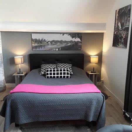 Clos Du Bourg Bed & Breakfast Saint-Cyr-en-Val Luaran gambar