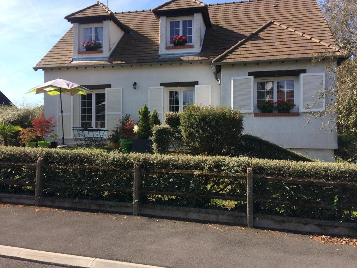 Clos Du Bourg Bed & Breakfast Saint-Cyr-en-Val Luaran gambar